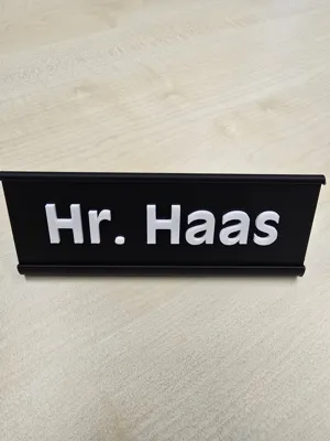 Desk Name Plate (3- لوحة عرض الاسم) | متجر Ibda3D الجزائر